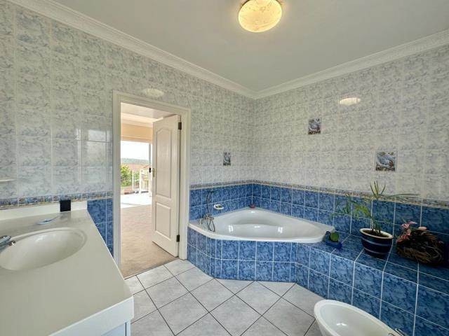 4 Bedroom Property for Sale in Stilbaai Wes Western Cape